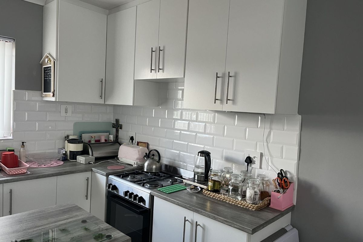 Apartment For Sale in Kleinmond Central - Photo 4