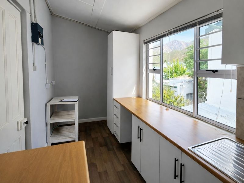 Apartment For Sale in Montagu Central - Photo 9