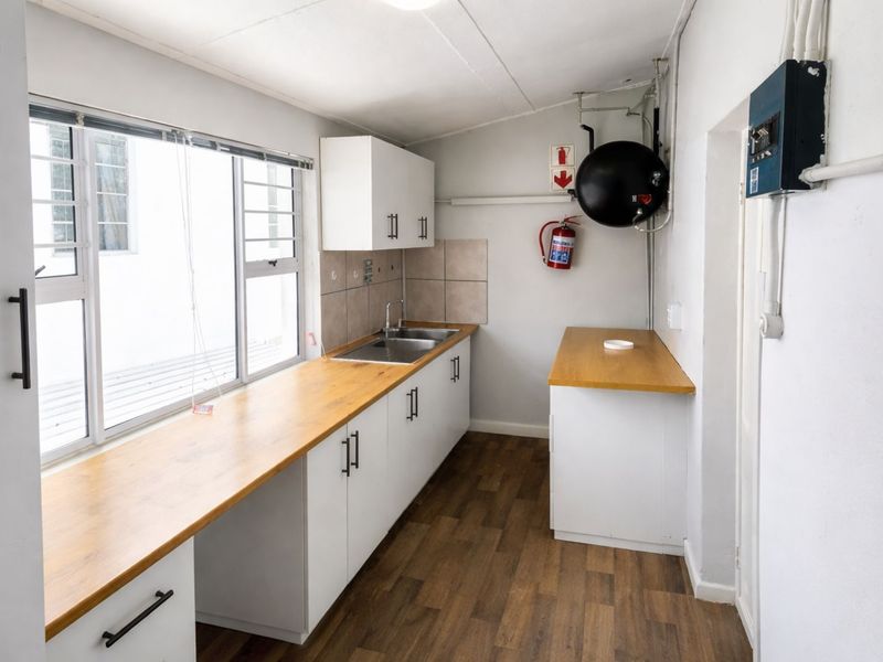 Apartment For Sale in Montagu Central - Photo 8