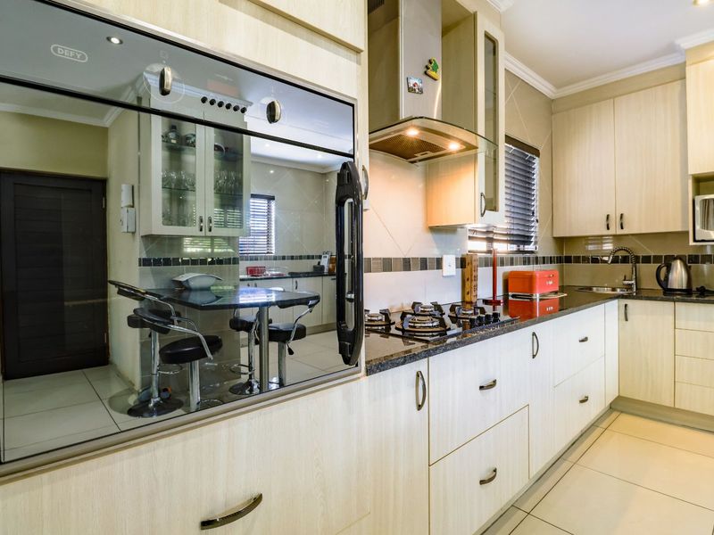 House For Sale in Amberfield Valley - Photo 10
