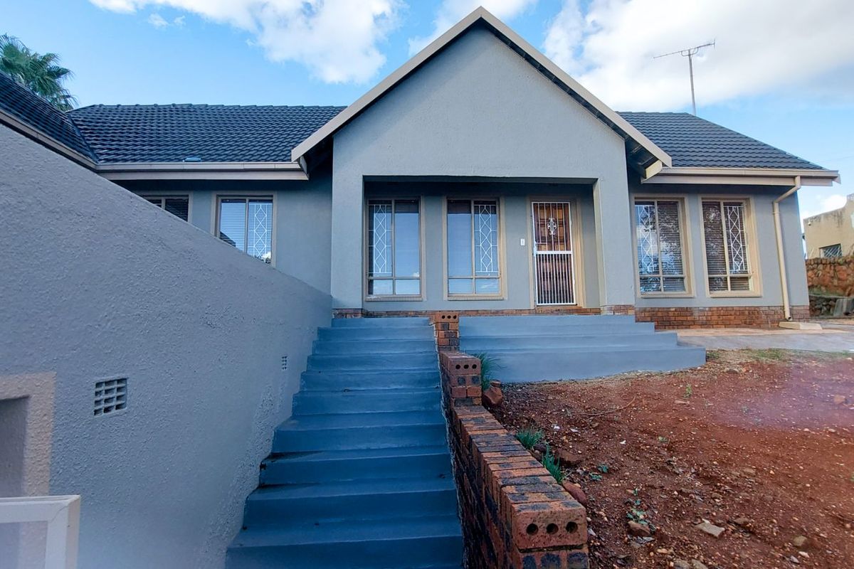 House For Sale in Naturena - Photo 3