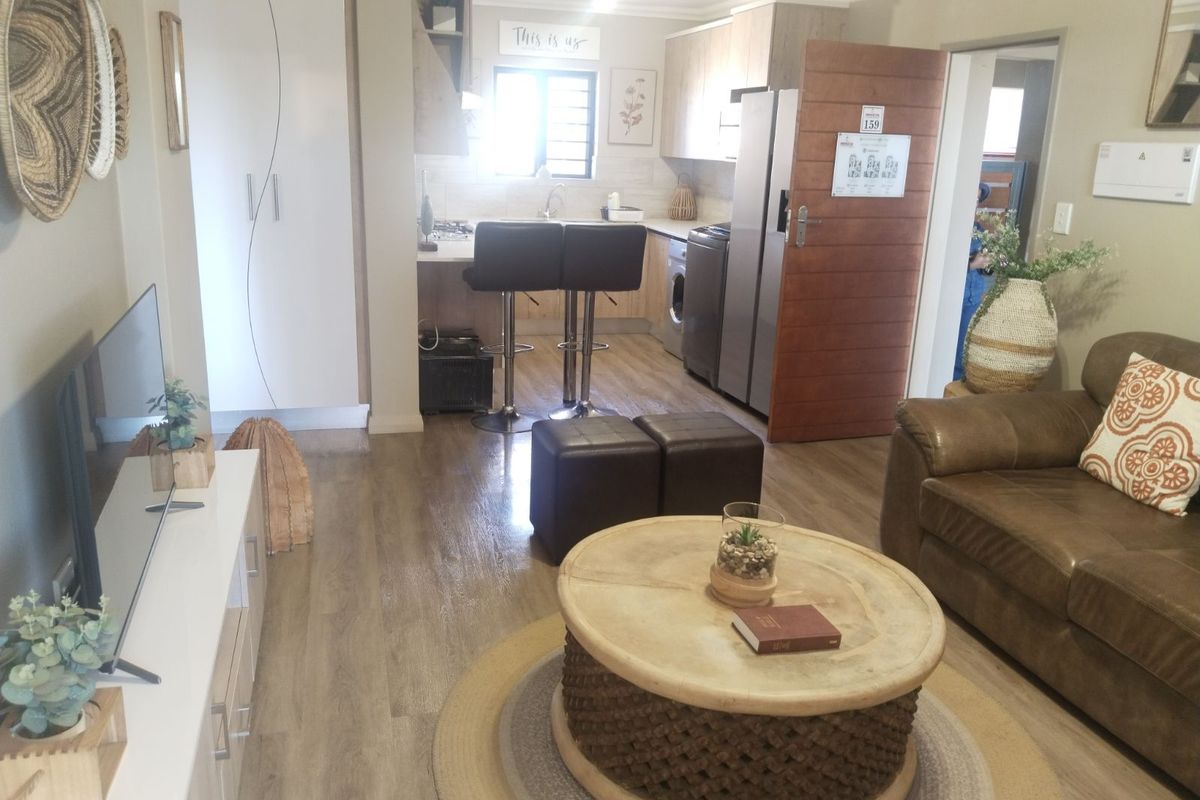 Apartment For Sale in Kameeldrift East - Photo 2