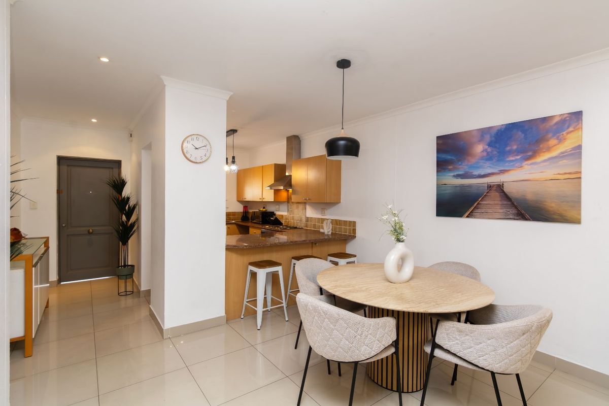 Apartment For Sale in Morningside - Photo 4