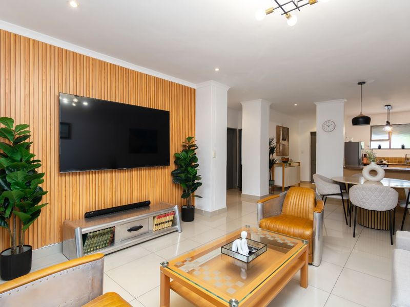 House For Sale in Morningside - Photo 1