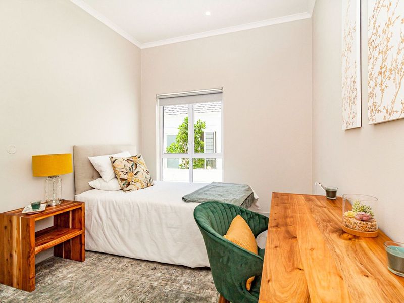 Apartment For Sale in Heritage Park - Photo 2