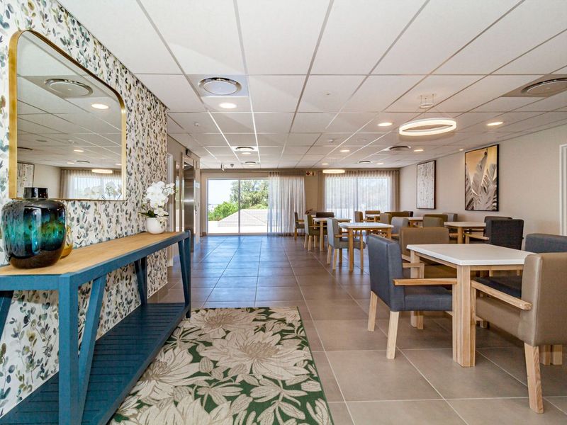 Apartment For Sale in Heritage Park - Photo 8