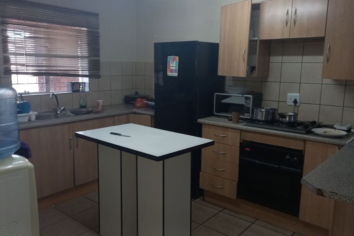 Apartment For Sale in Brits Central - Photo 3