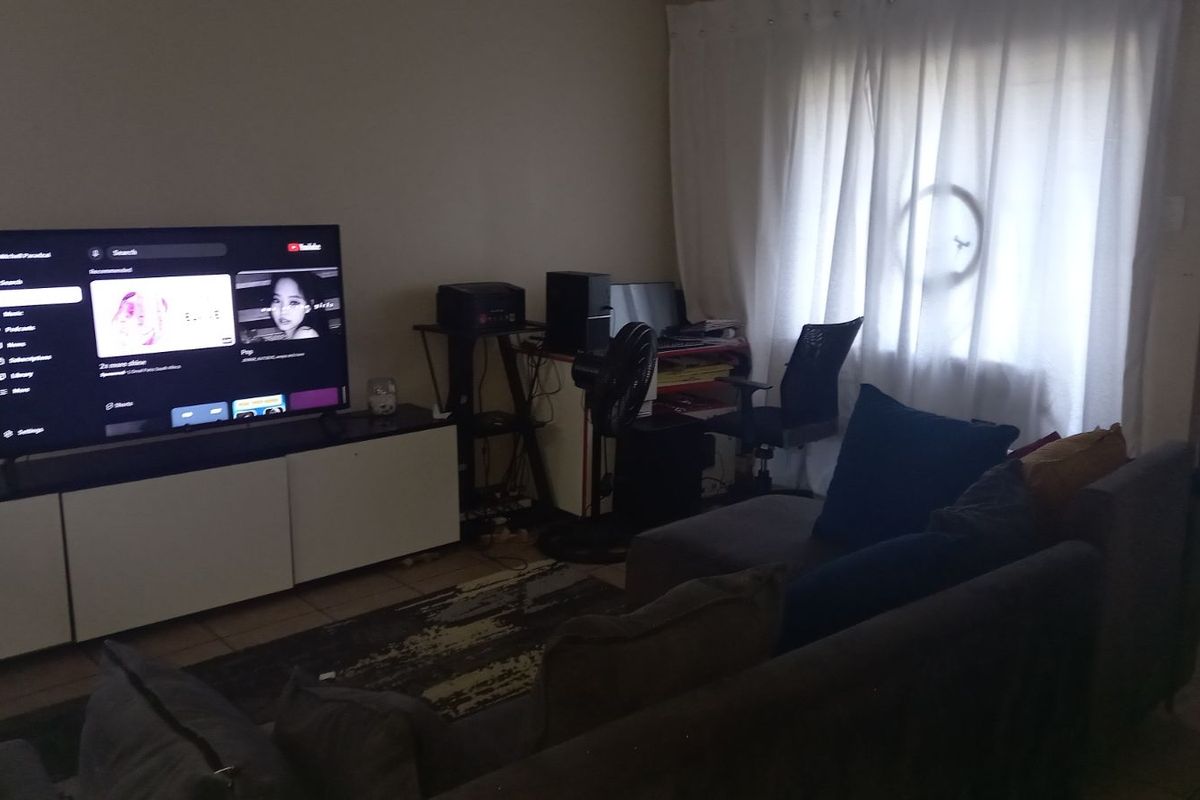 Apartment For Sale in Brits Central - Photo 4