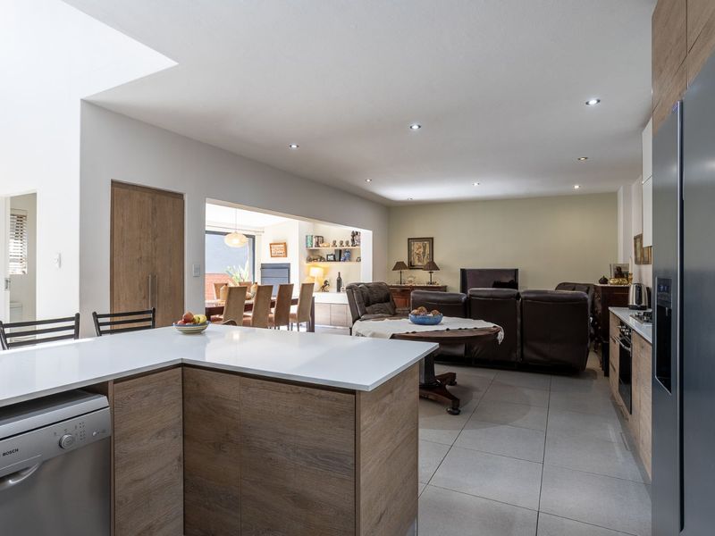 Townhouse For Sale in The Hills Game Reserve Estate - Photo 5