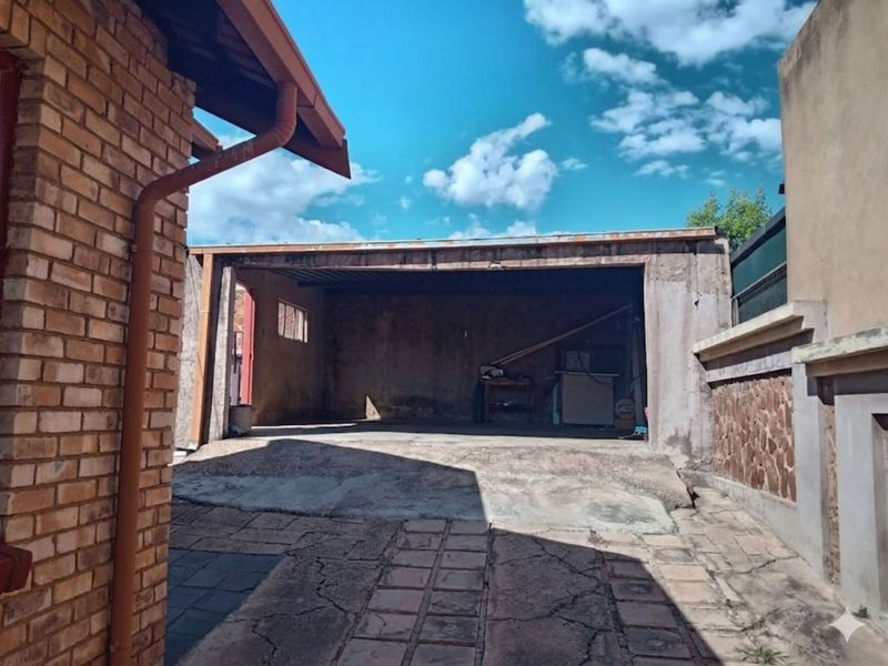 House For Sale in Morula View - Photo 8