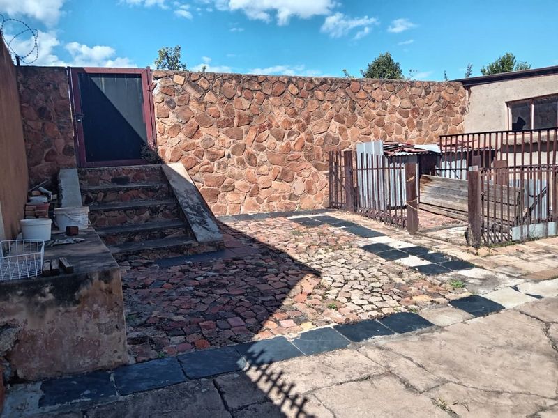 House For Sale in Morula View - Photo 10
