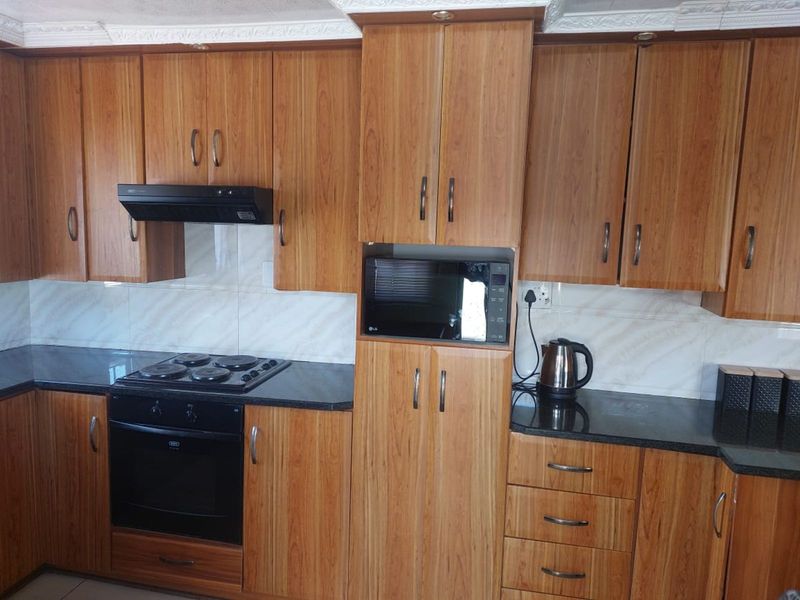 House For Sale in Mabopane Central - Photo 5