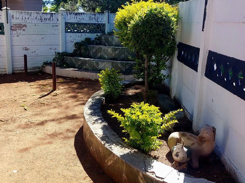 House For Sale in Flora Park - Photo 9