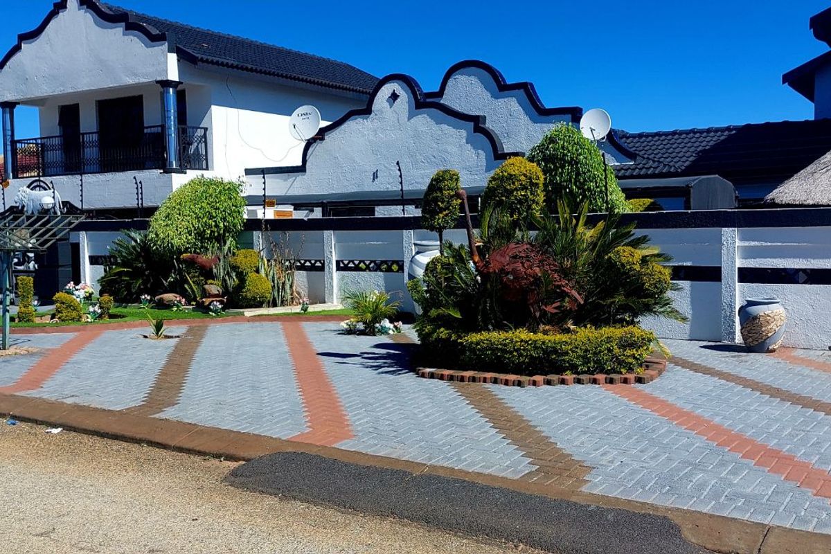 House For Sale in Flora Park - Photo 5