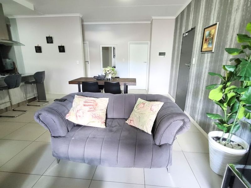 Apartment For Sale in Carlswald - Photo 9