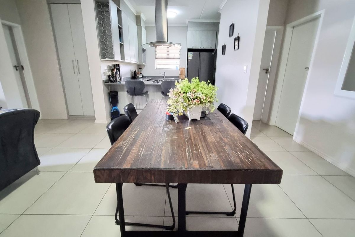 Apartment For Sale in Carlswald - Photo 5