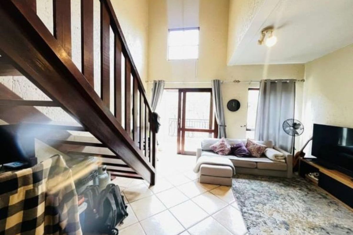 Apartment For Sale in Lonehill - Photo 5