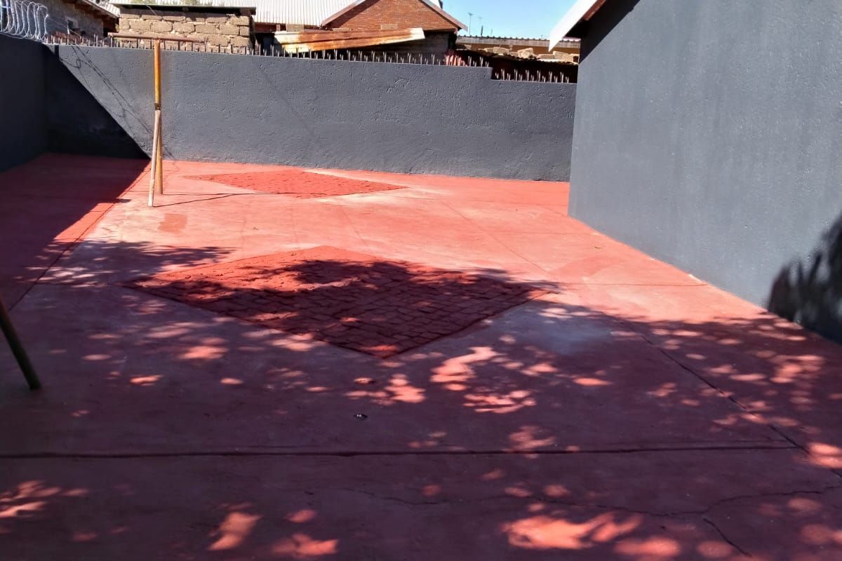 House For Sale in Mabopane Central - Photo 4