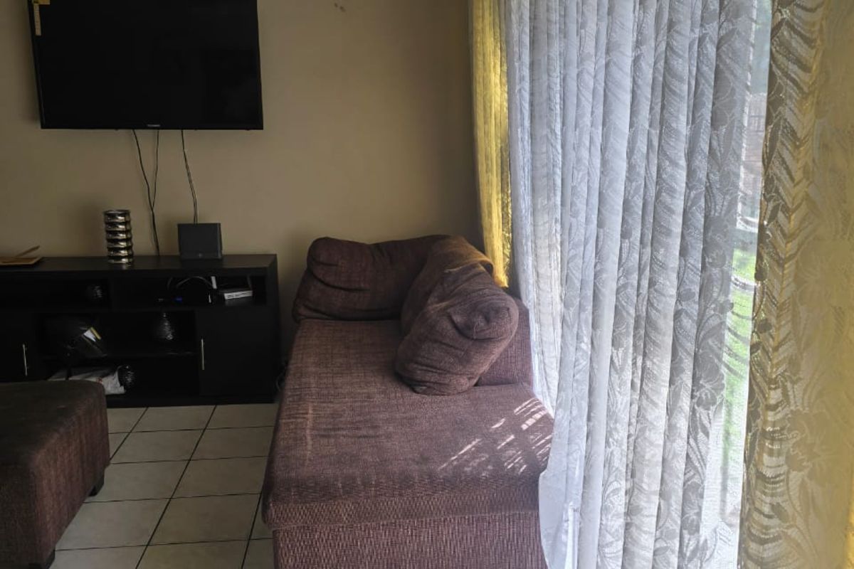 House To Rent in Die Heuwel - Photo 4