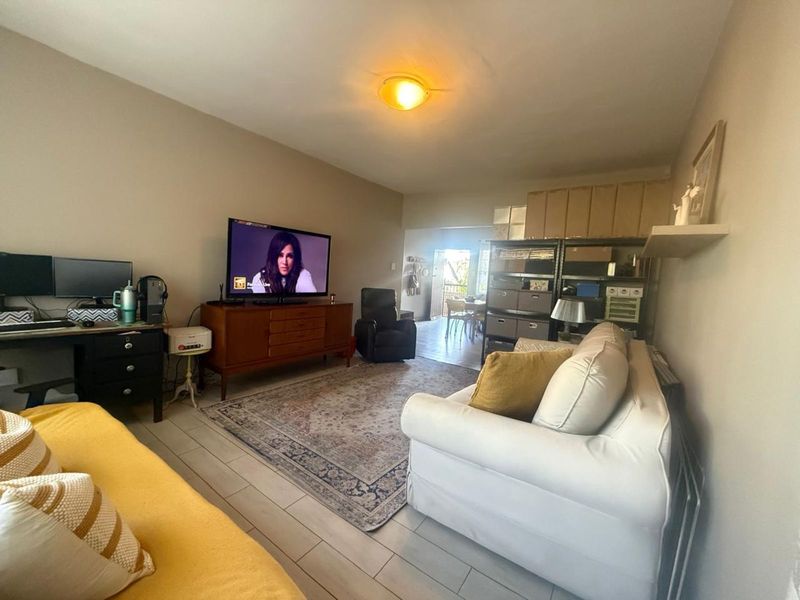 House For Sale in Cresta - Photo 4