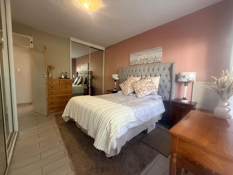 House For Sale in Cresta - Photo 5