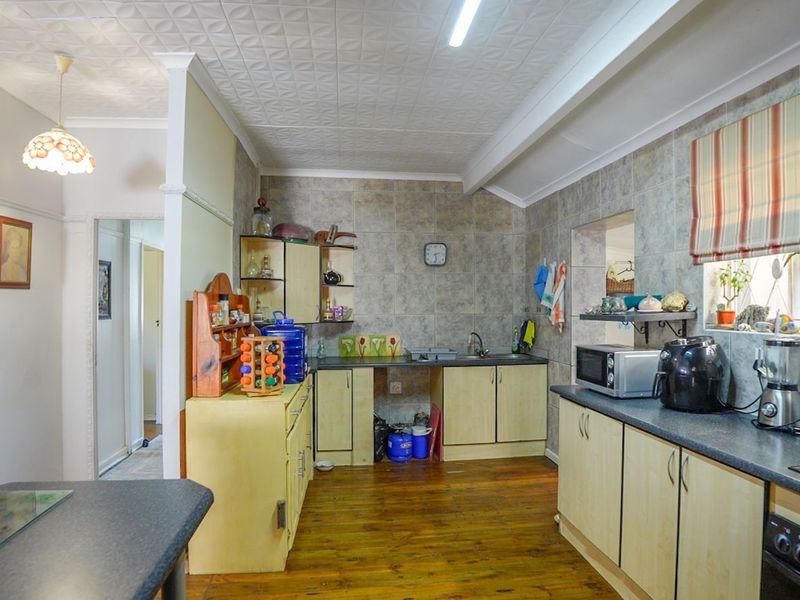 House For Sale in Newton Park - Photo 7