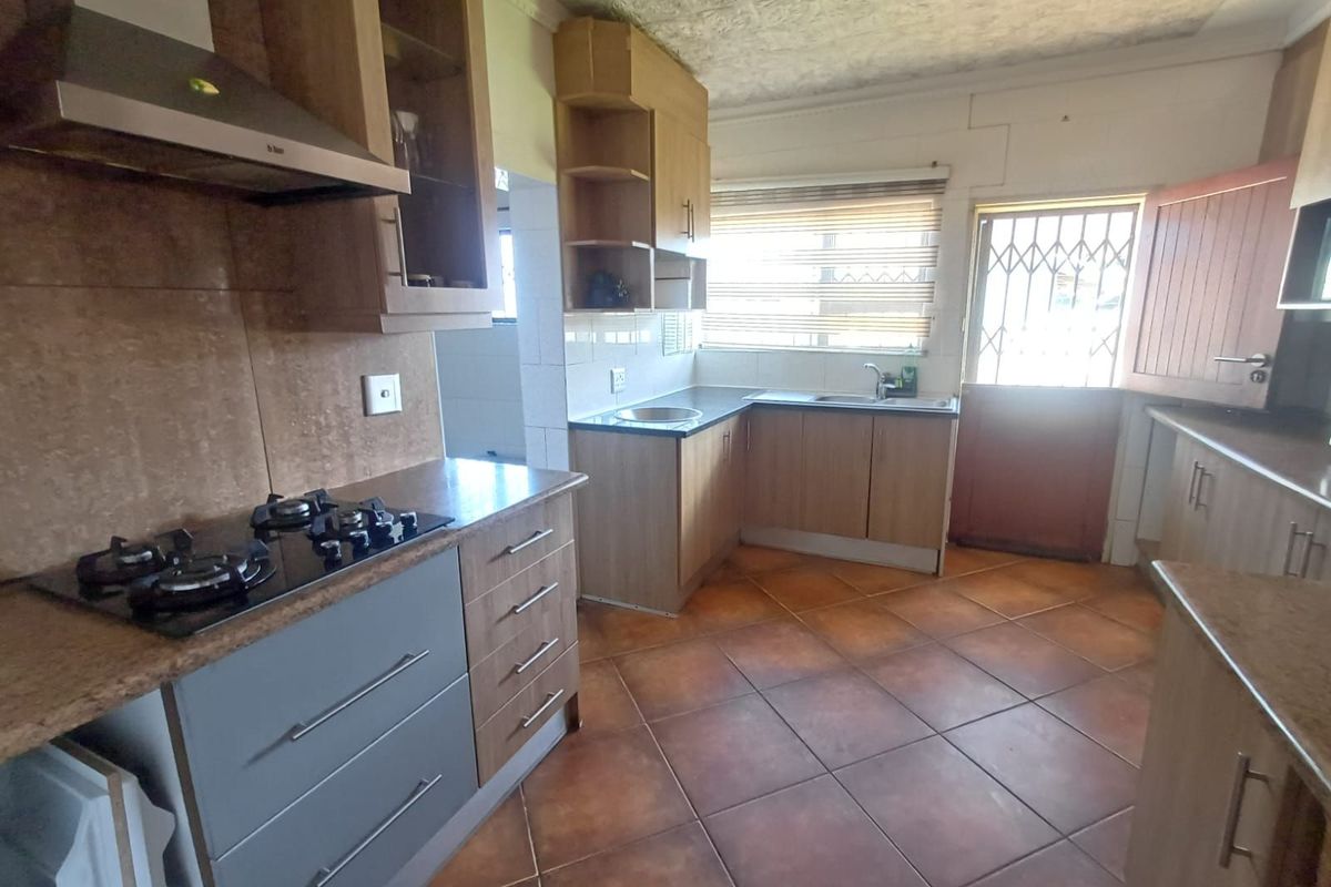 House For Sale in Witpoortjie - Photo 5