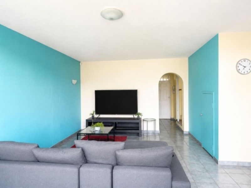 Townhouse For Sale in Blackheath - Photo 3