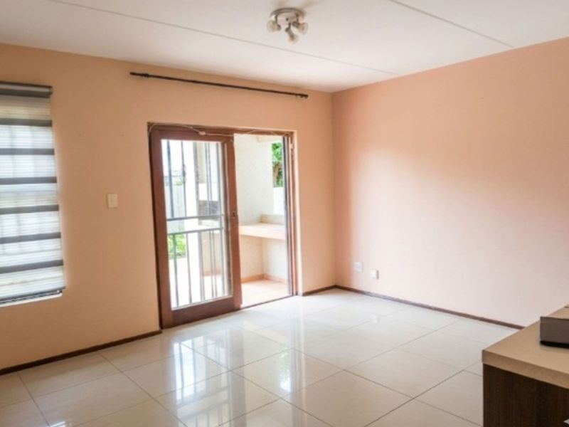 Apartment For Sale in Blackheath - Photo 7