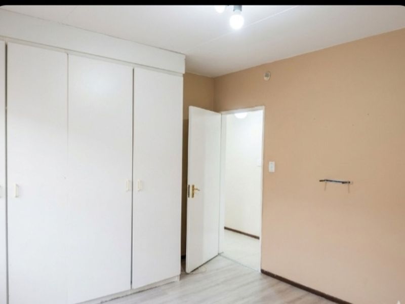 Apartment For Sale in Blackheath - Photo 10