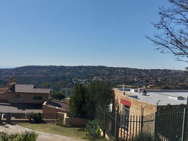 House For Sale in Roodekrans - Photo 4