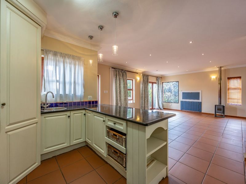 House For Sale in Boardwalk - Photo 7