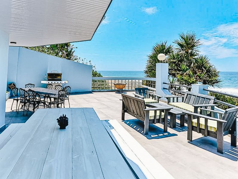 House For Sale in Sheffield Beach - Photo 3