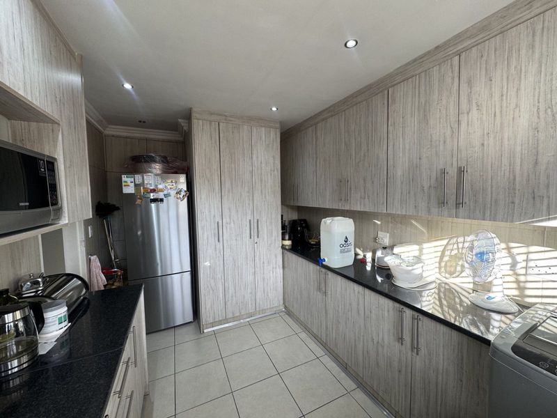 Apartment For Sale in Laudium - Photo 10