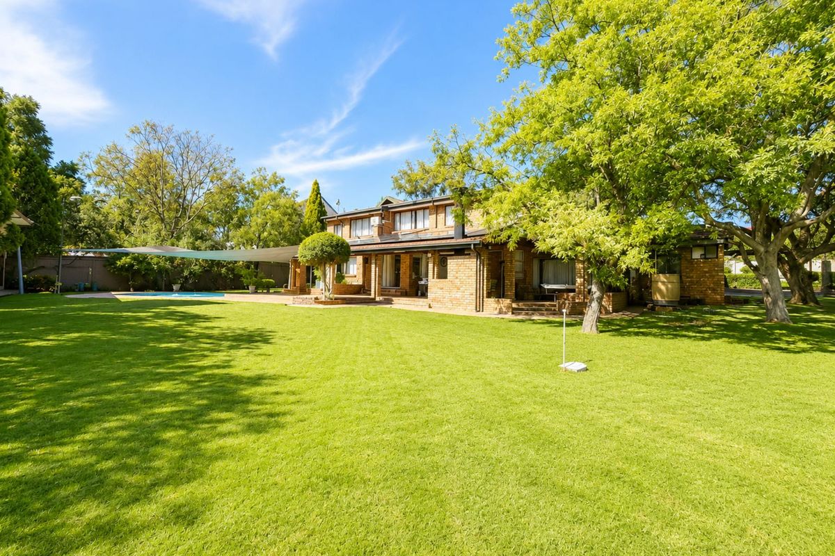 House For Sale in Bryanston - Photo 3