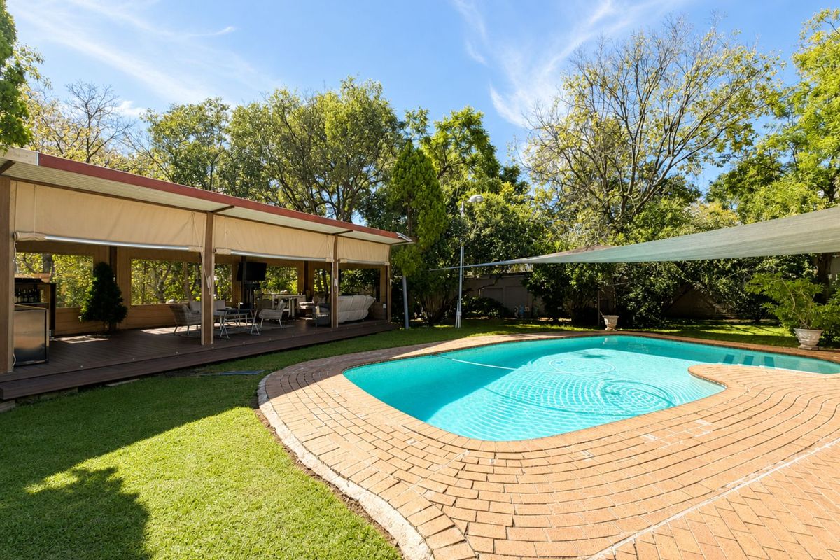 House For Sale in Bryanston - Photo 4