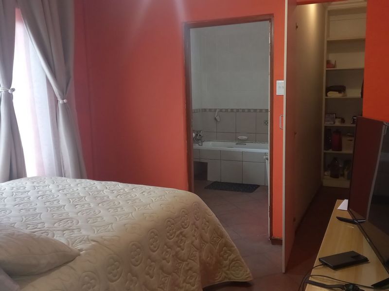 Apartment For Sale in Brits Central - Photo 10