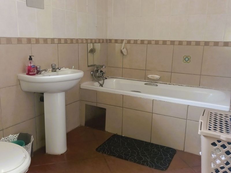Apartment For Sale in Brits Central - Photo 8
