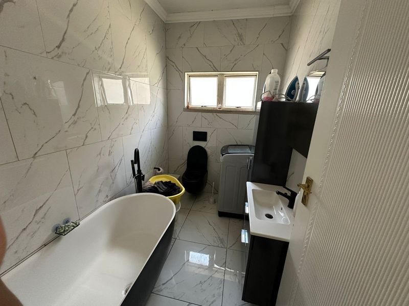 House For Sale in Tasbet Park - Photo 8