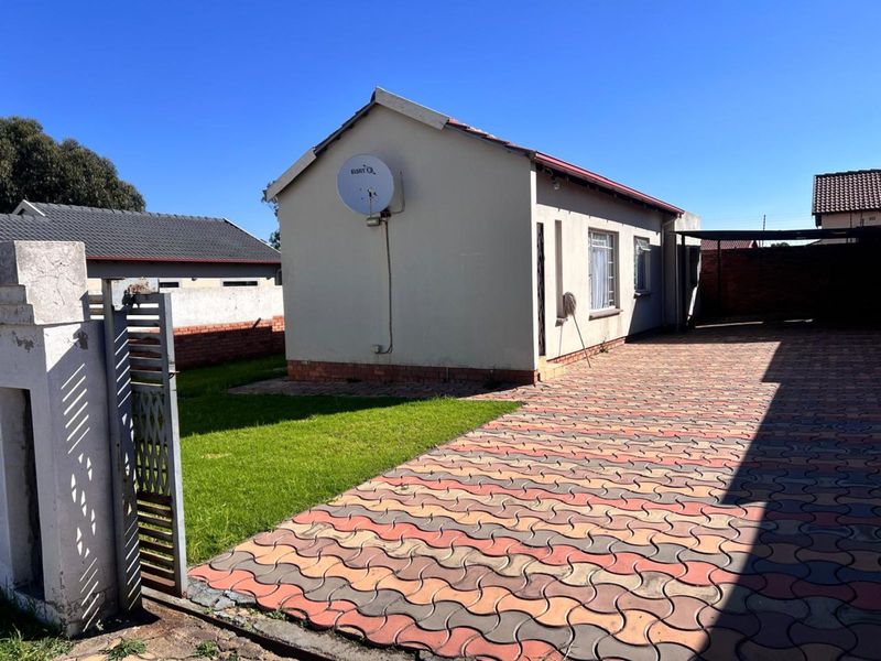 House For Sale in Duvha Park - Photo 1