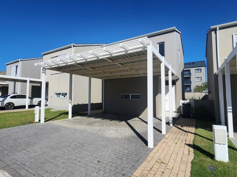 Townhouse To Rent in Somerset Lakes - Photo 2