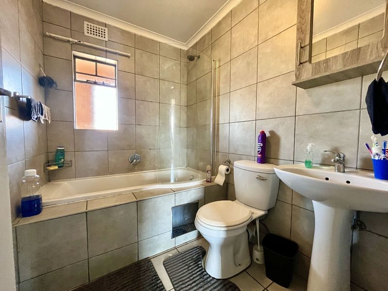 House For Sale in Heuweloord - Photo 9