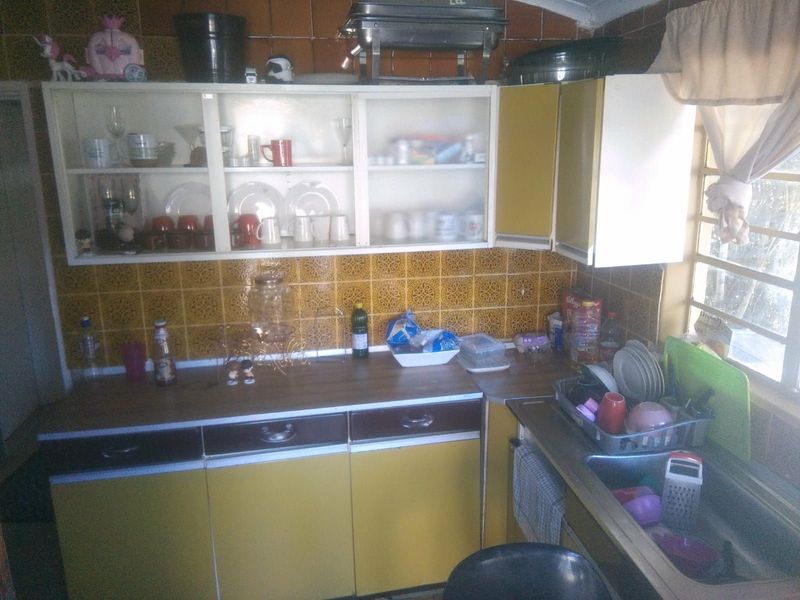 House For Sale in Eersterust - Photo 4