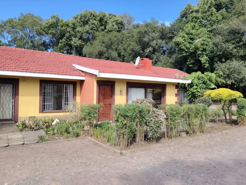 House For Sale in Hillcrest Central - Photo 4