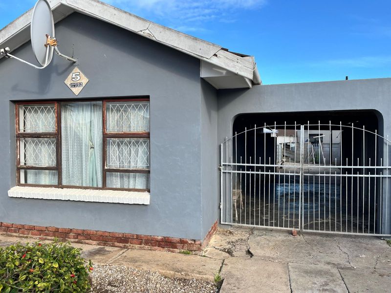 House For Sale in Booysen Park - Photo 3