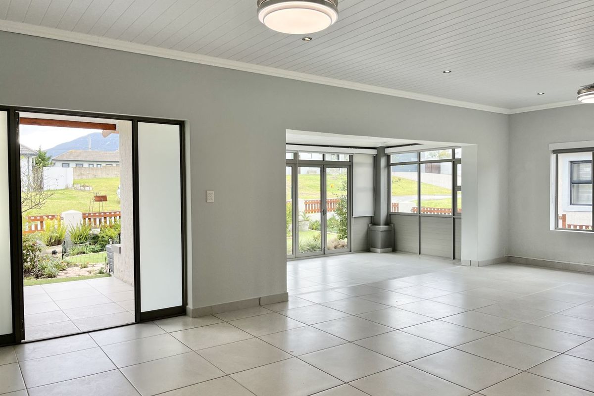 House For Sale in Blue Mountain Village - Photo 4