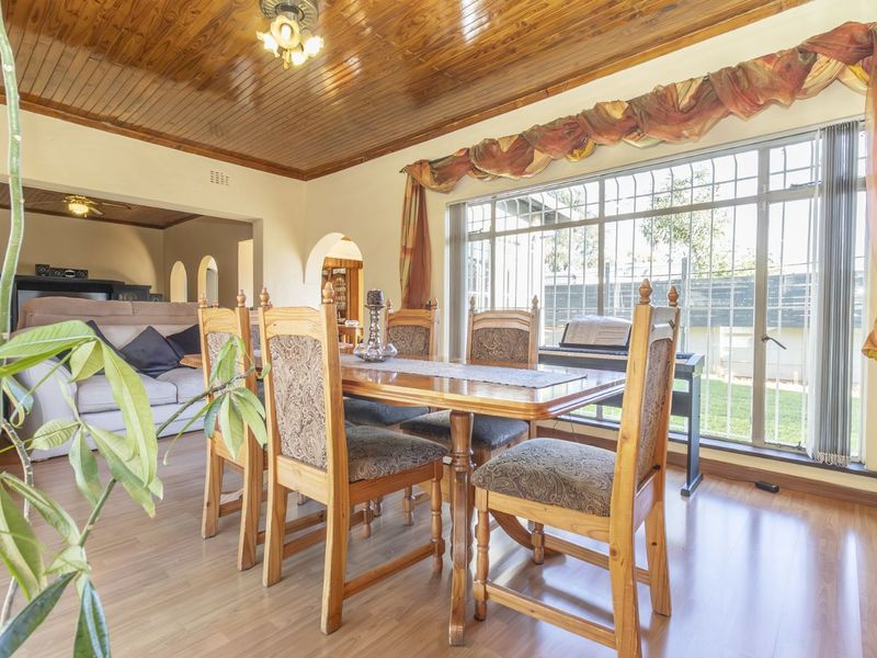 House For Sale in Florida Glen - Photo 4