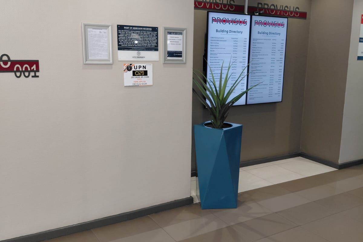 Business To Rent in Arcadia - Photo 2