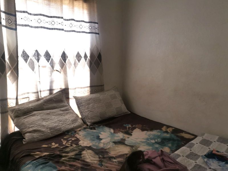 House For Sale in Soshanguve Ext - Photo 7
