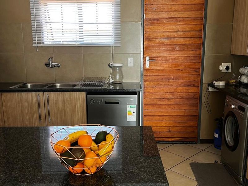 House For Sale in Noordwyk - Photo 4